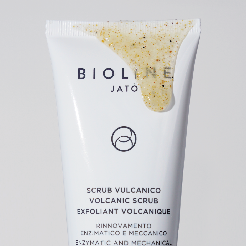 Daily Ritual Volcanic Scrub